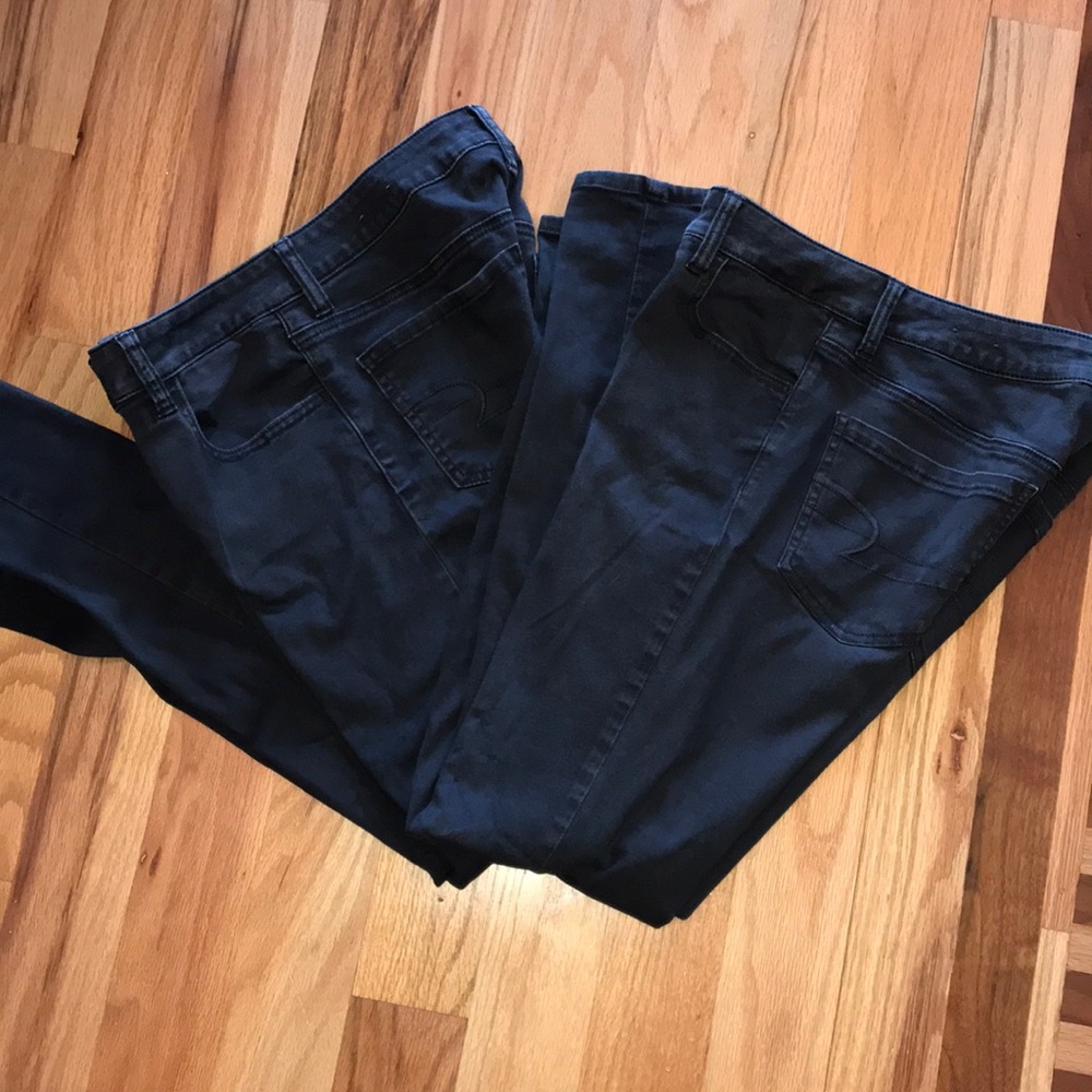 Black American Eagle jeans